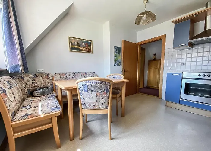 בית נופש Moertl *